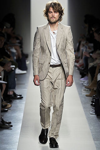 Bottega Veneta / - 2011